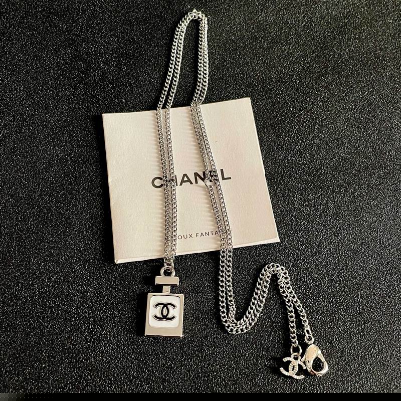 Chanel Necklace 08yxs98